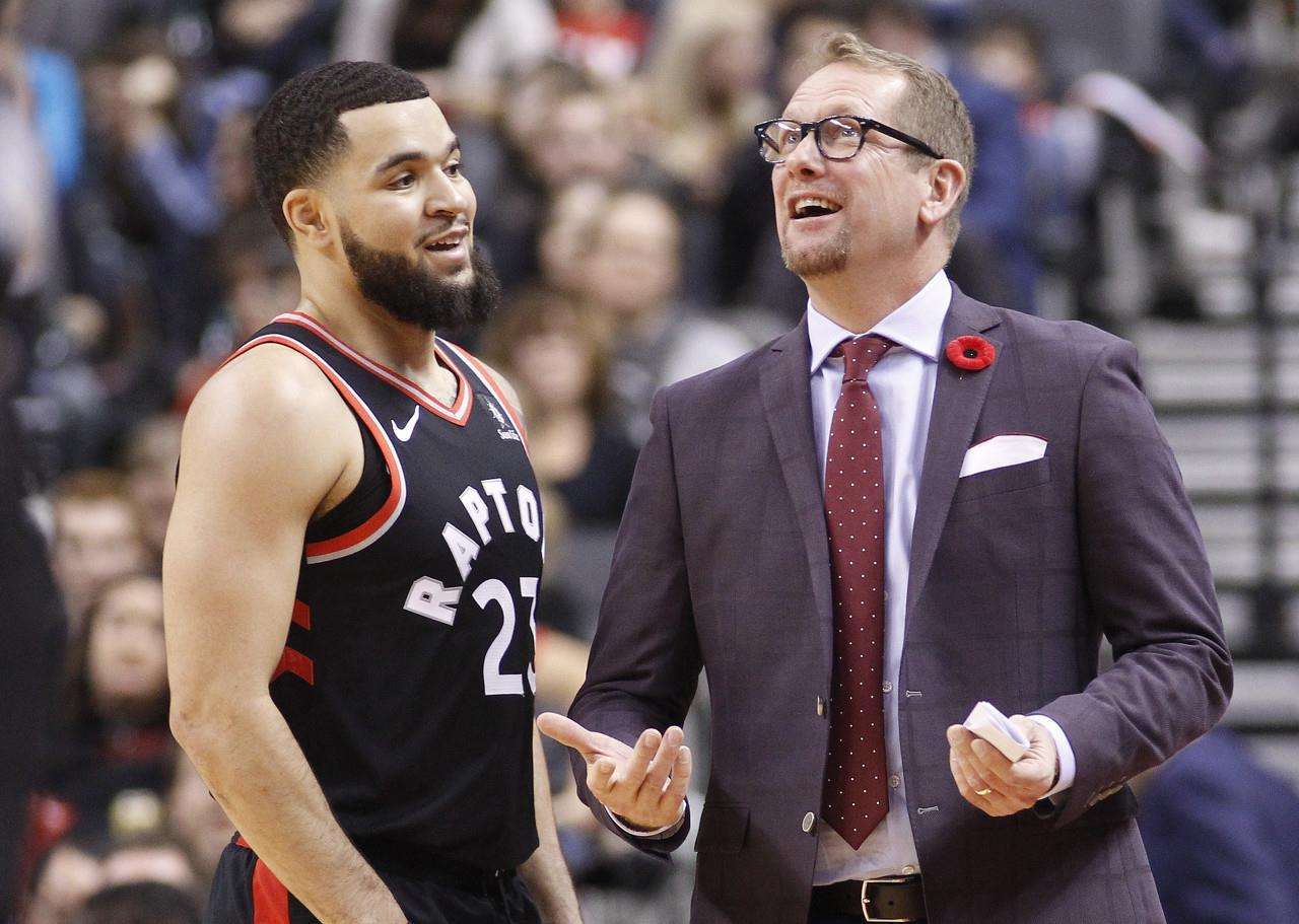 挥出色的领 挥出色的领